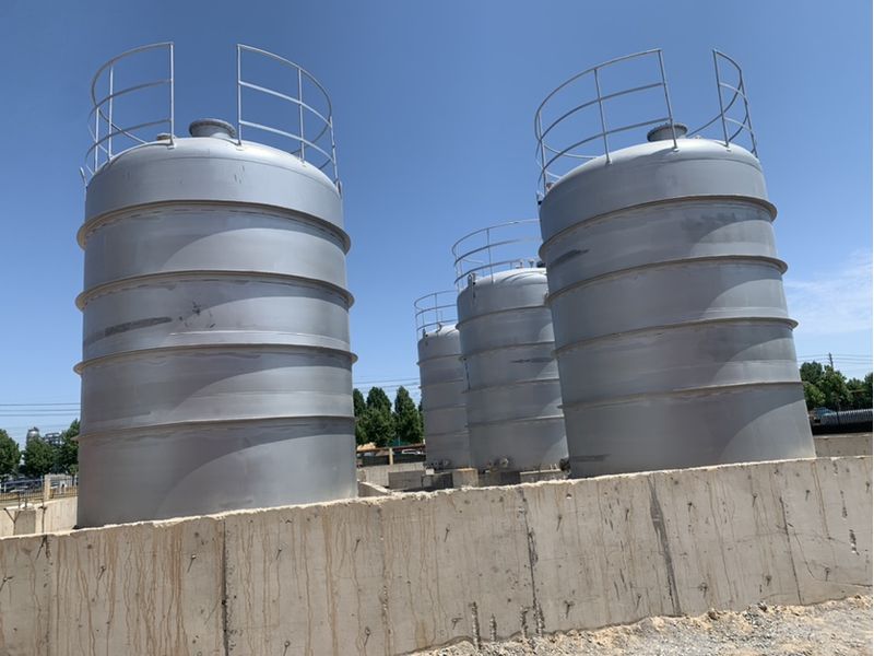 氨水、硝酸、磷酸儲(chǔ)罐